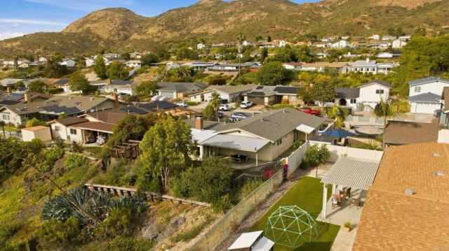 7416 Rowena Street, San Diego, CA 92119