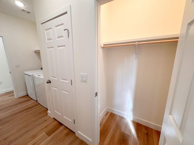 815 5th ST, Lockhart, TX 78644