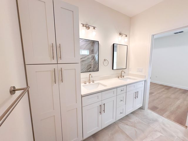 815 5th ST, Lockhart, TX 78644