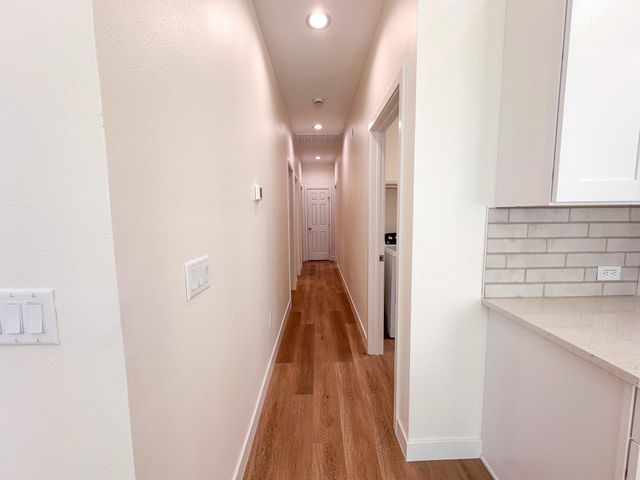 815 5th ST, Lockhart, TX 78644