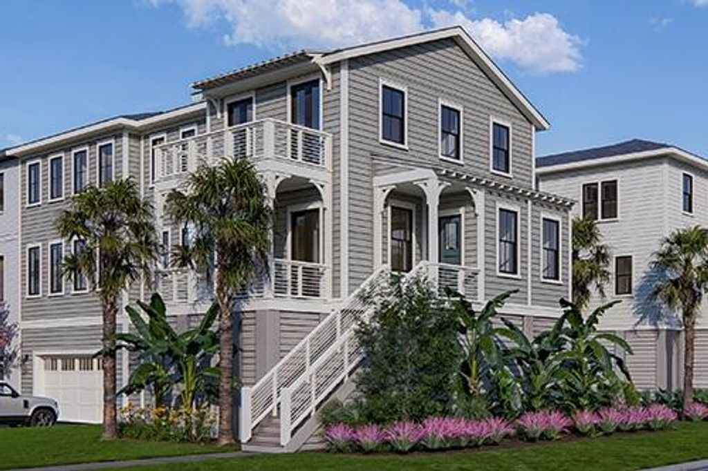 305 Queens Court Court 2, Mount Pleasant, SC 29464