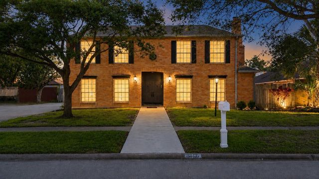 8006 Albin Lane, Houston, TX 77071