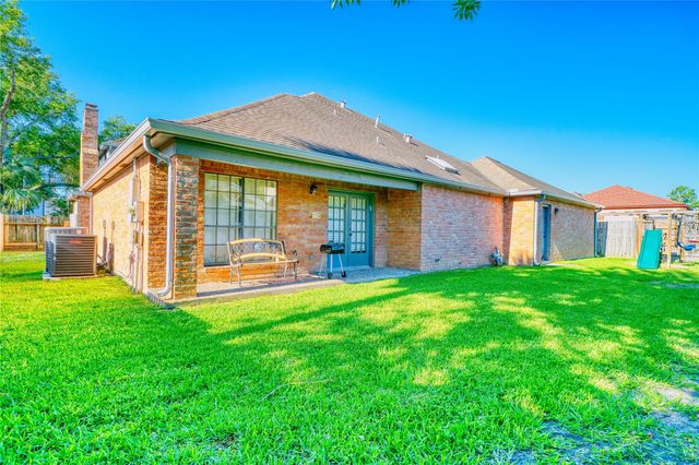 8006 Albin Lane, Houston, TX 77071