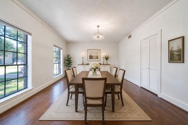 8006 Albin Lane, Houston, TX 77071