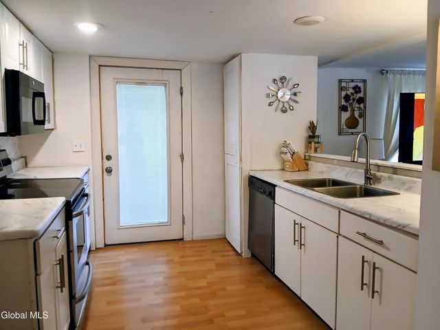 347 Hillcrest Street, Troy, NY 12182