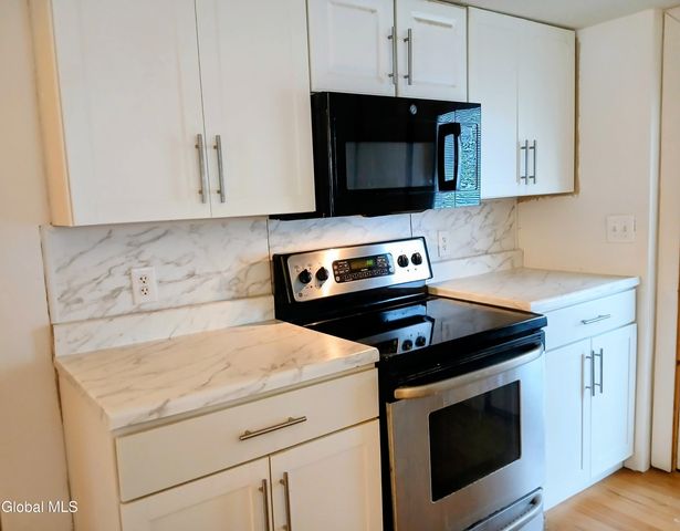 347 Hillcrest Street, Troy, NY 12182