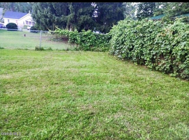 347 Hillcrest Street, Troy, NY 12182