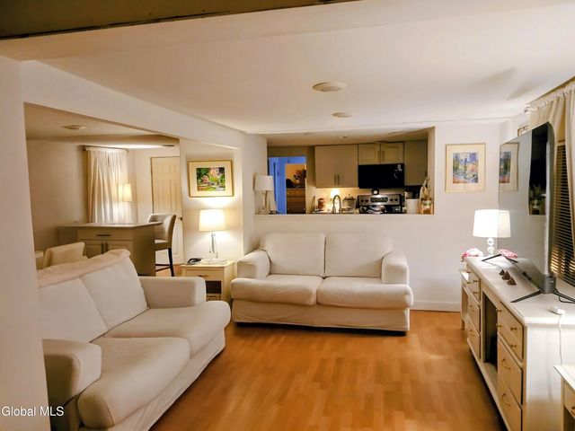 347 Hillcrest Street, Troy, NY 12182