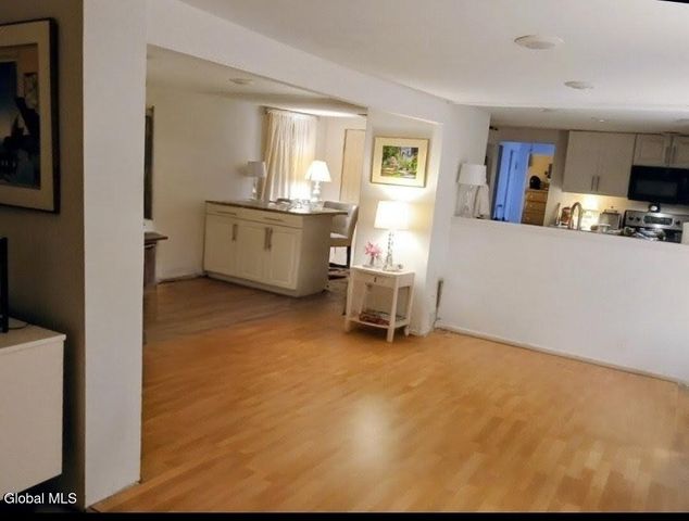 347 Hillcrest Street, Troy, NY 12182