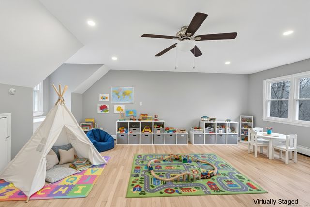 19 Good Hill Road, Oxford, CT 06478