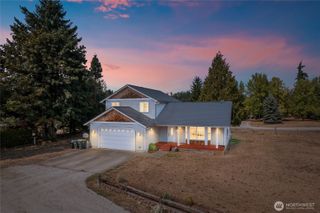 19725 Crosswinds Drive SE, Yelm, WA 98597