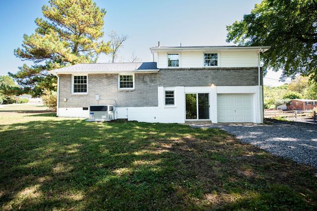 204 Bonnaridge Dr, Hermitage, TN 37076
