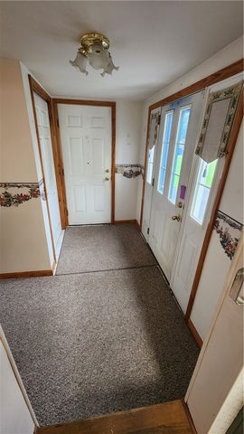 88 Thorncliff Road, Ogden, NY 14559