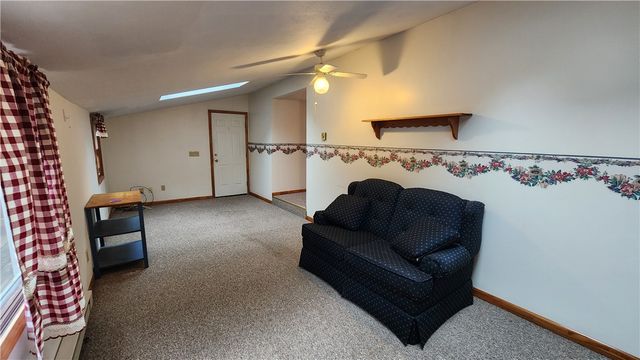 88 Thorncliff Road, Ogden, NY 14559