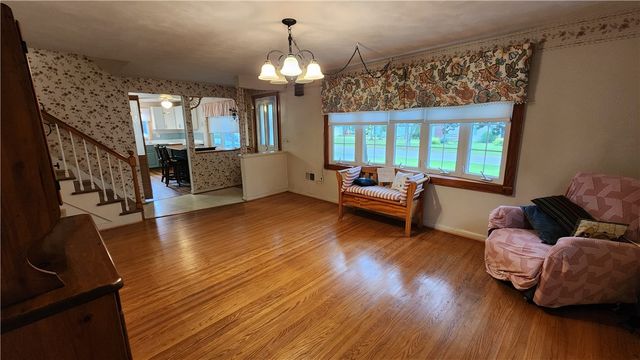 88 Thorncliff Road, Ogden, NY 14559