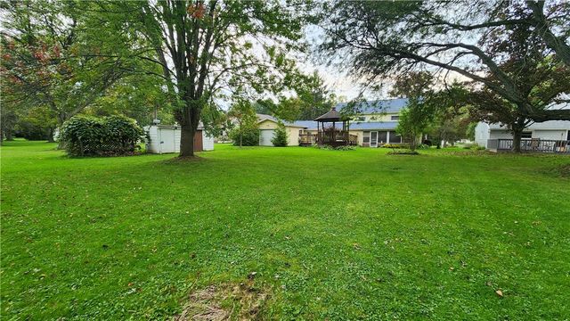 88 Thorncliff Road, Ogden, NY 14559