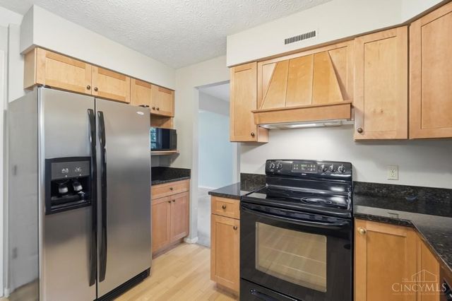 6910 Rushwood Court, West Chester, OH 45241