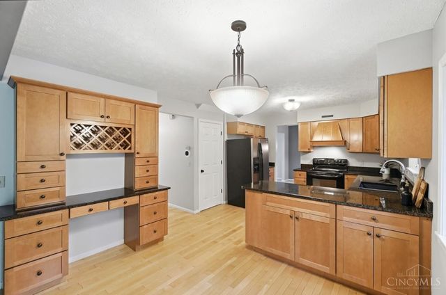 6910 Rushwood Court, West Chester, OH 45241