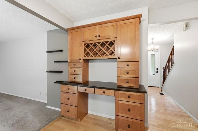 6910 Rushwood Court, West Chester, OH 45241