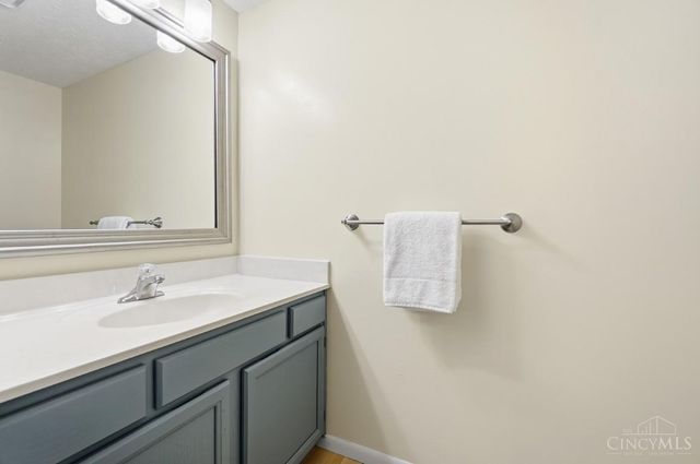 6910 Rushwood Court, West Chester, OH 45241