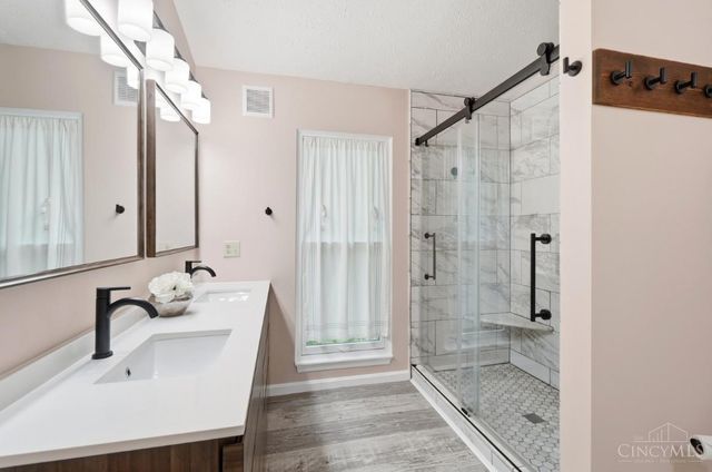 6910 Rushwood Court, West Chester, OH 45241
