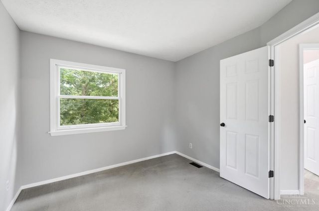 6910 Rushwood Court, West Chester, OH 45241