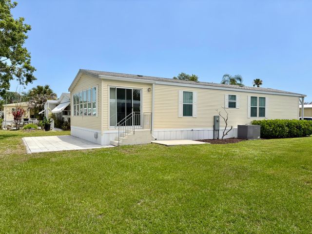 3 San Pablo Lane, Port St. Lucie, Port St Lucie, FL 34952