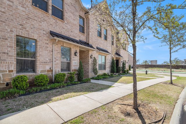 315 Ferndale Street, Lewisville, TX 75056