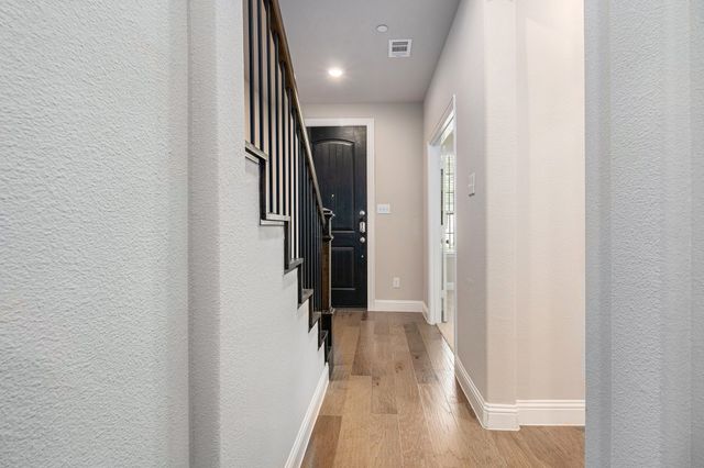 315 Ferndale Street, Lewisville, TX 75056