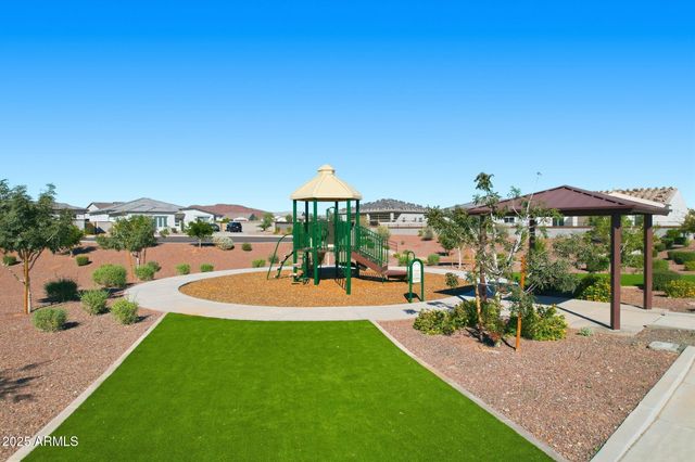 13668 W HACKAMORE Drive, Peoria, AZ 85383