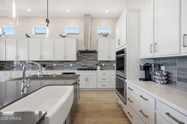 13668 W HACKAMORE Drive, Peoria, AZ 85383