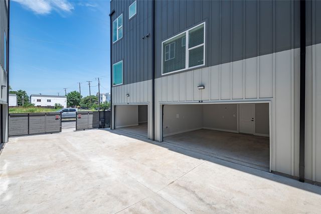 1423 N Carroll Avenue, Dallas, TX 75204