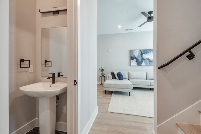 1423 N Carroll Avenue, Dallas, TX 75204