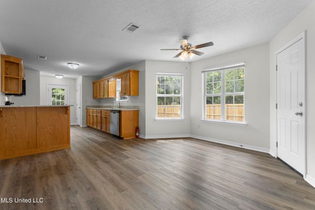 8909 Mermaid Avenue, Ocean Springs, MS 39564