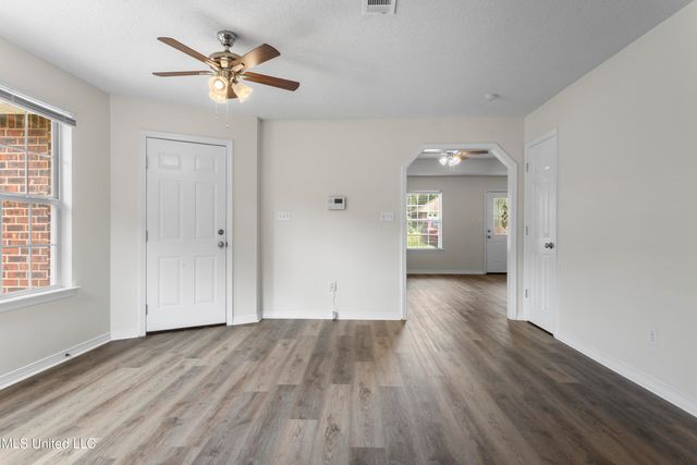 8909 Mermaid Avenue, Ocean Springs, MS 39564