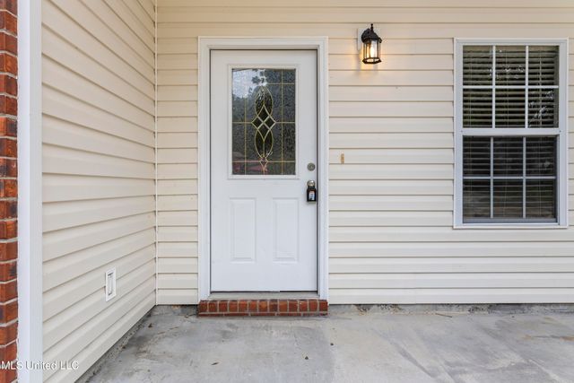 8909 Mermaid Avenue, Ocean Springs, MS 39564