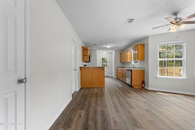 8909 Mermaid Avenue, Ocean Springs, MS 39564