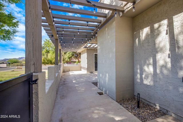 2514 N 60th Place, Scottsdale, AZ 85257