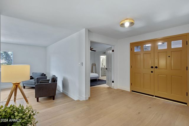 2514 N 60th Place, Scottsdale, AZ 85257