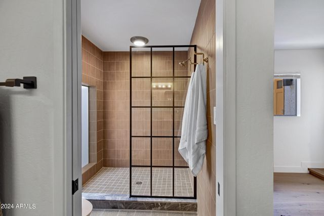 2514 N 60th Place, Scottsdale, AZ 85257