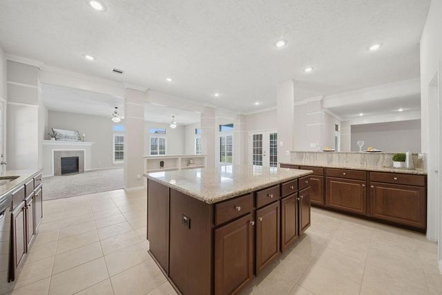 3615 E Cape Road, Dickinson, TX 77539