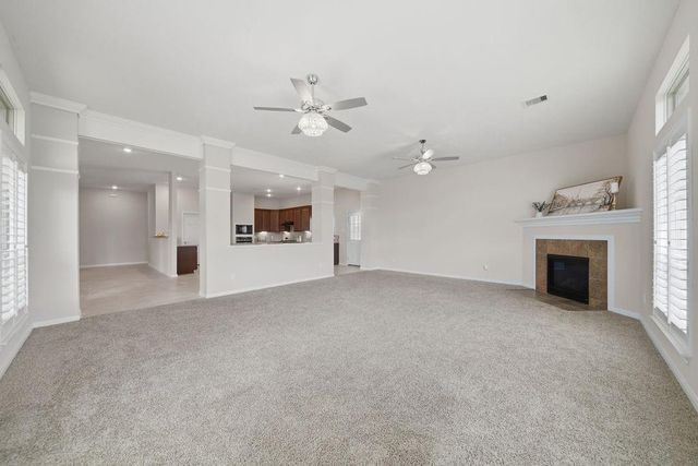 3615 E Cape Road, Dickinson, TX 77539