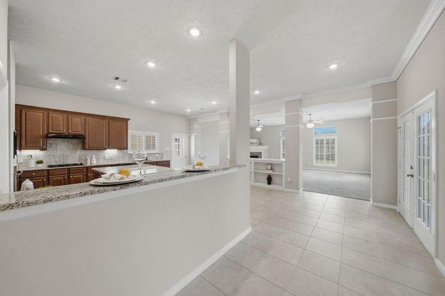 3615 E Cape Road, Dickinson, TX 77539