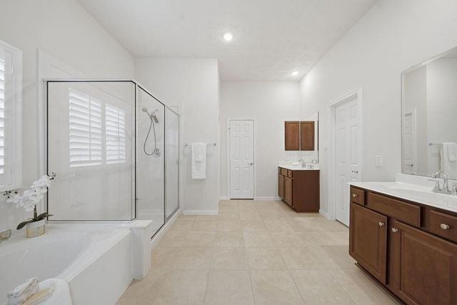 3615 E Cape Road, Dickinson, TX 77539