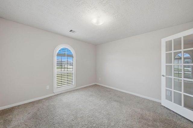 3615 E Cape Road, Dickinson, TX 77539