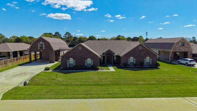 3615 E Cape Road, Dickinson, TX 77539
