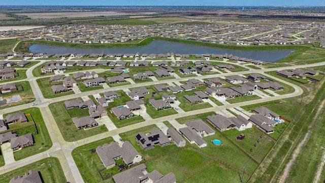 3615 E Cape Road, Dickinson, TX 77539