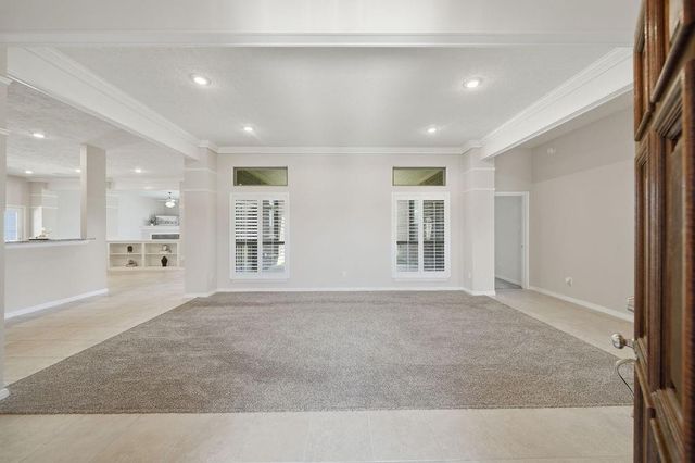 3615 E Cape Road, Dickinson, TX 77539