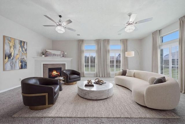 3615 E Cape Road, Dickinson, TX 77539