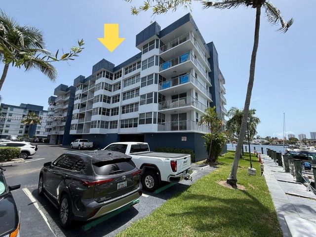 16570 NE 26th Ave 6B, North Miami Beach, FL 33160